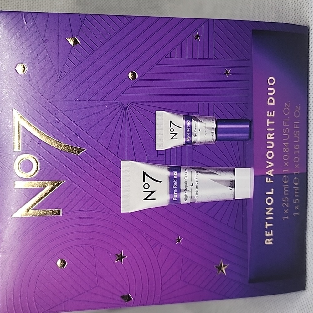 N o 7  RETINOL FAVOURITE DUO